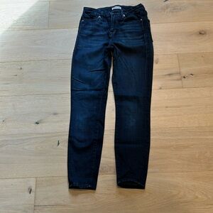 Good American good waist crop jeans, dark skinny size 2/26